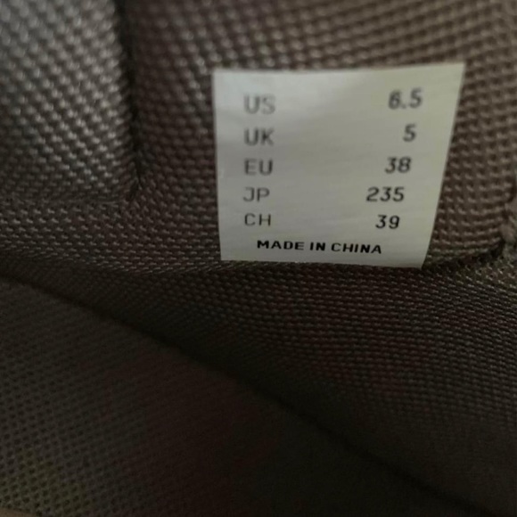 Adidas Yeezy Season 7 Dessert Boot - Picture 7 of 7